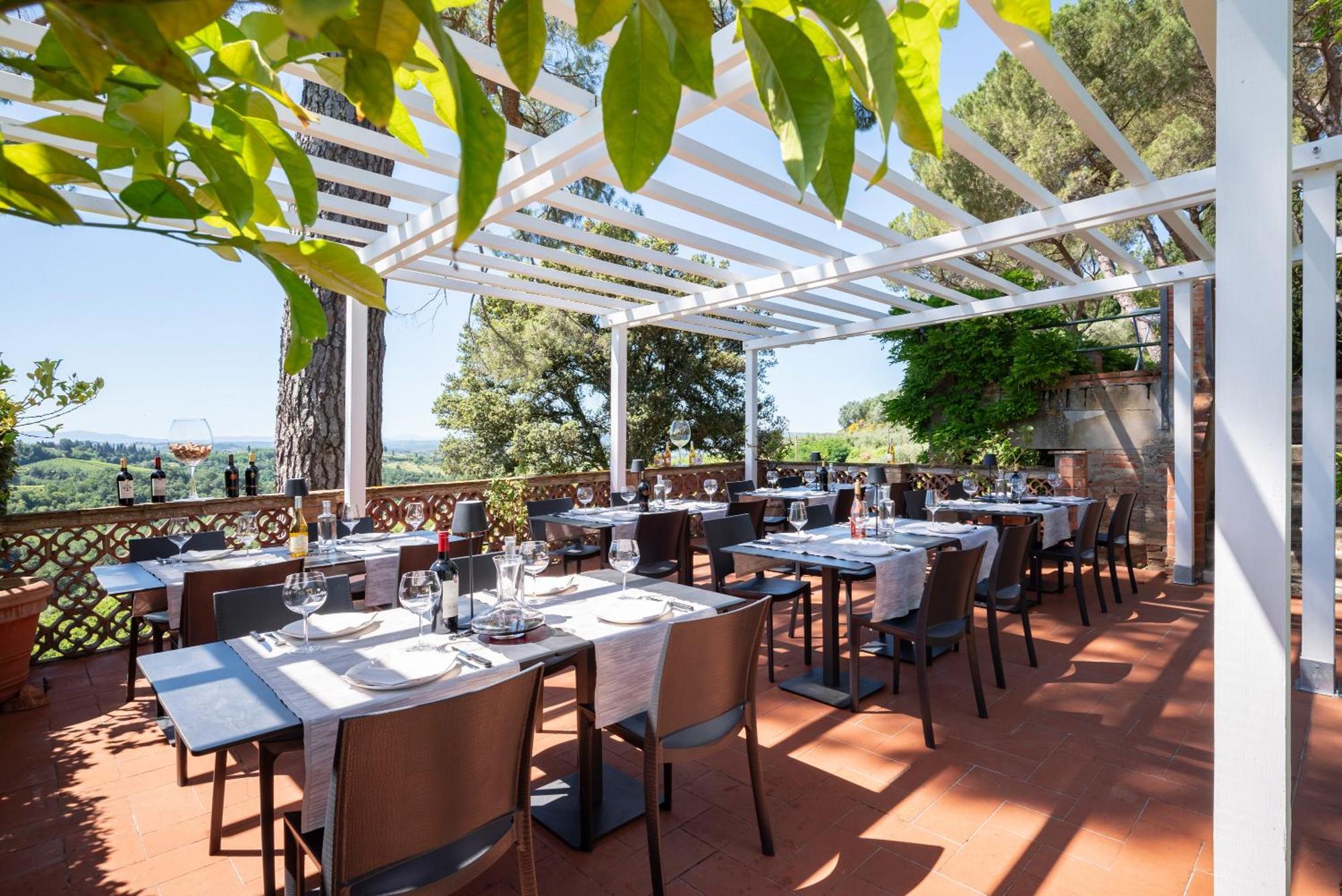 Agriturismo Bio Fattoria Bacio チェルタルド エクステリア 写真