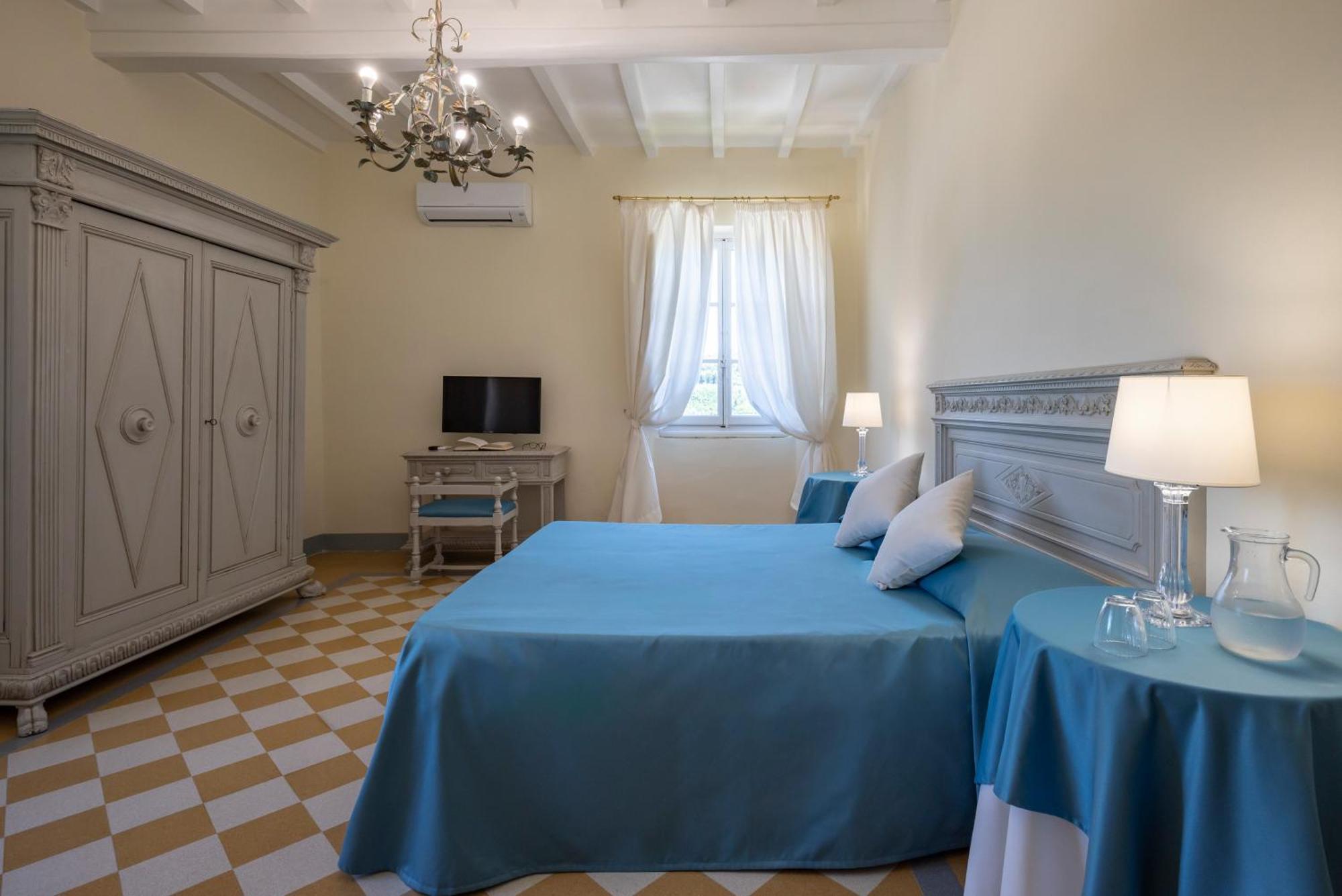 Agriturismo Bio Fattoria Bacio チェルタルド エクステリア 写真