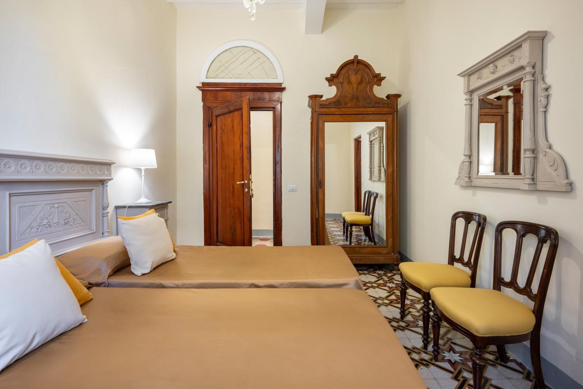 Agriturismo Bio Fattoria Bacio チェルタルド エクステリア 写真