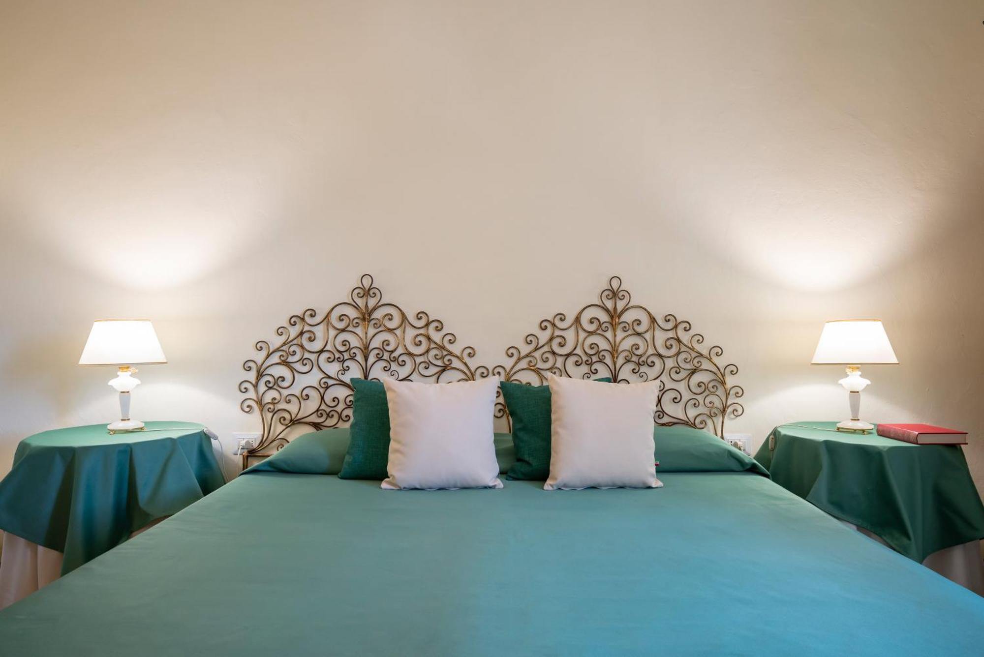 Agriturismo Bio Fattoria Bacio チェルタルド エクステリア 写真